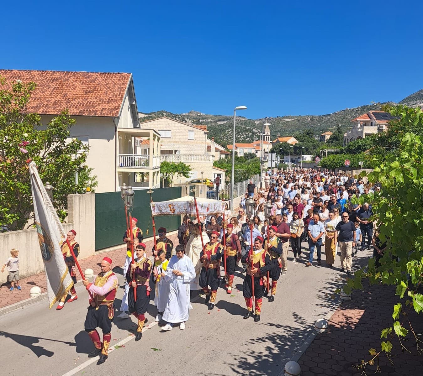 FOTO Tijelovo svečano obilježeno diljem Dubrovačke biskupije