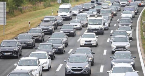 Prometni kaos na prilazu Zagrebu: Kolona duga šest kilometara, nesreće na više autocesta