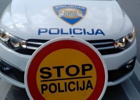 Noćna tragedija na magistrali: Kombi sletio s ceste, vozač poginuo na mjestu nesreće