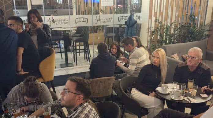 Lako ćemo opet pobijedili na Urbanoj kviz priči