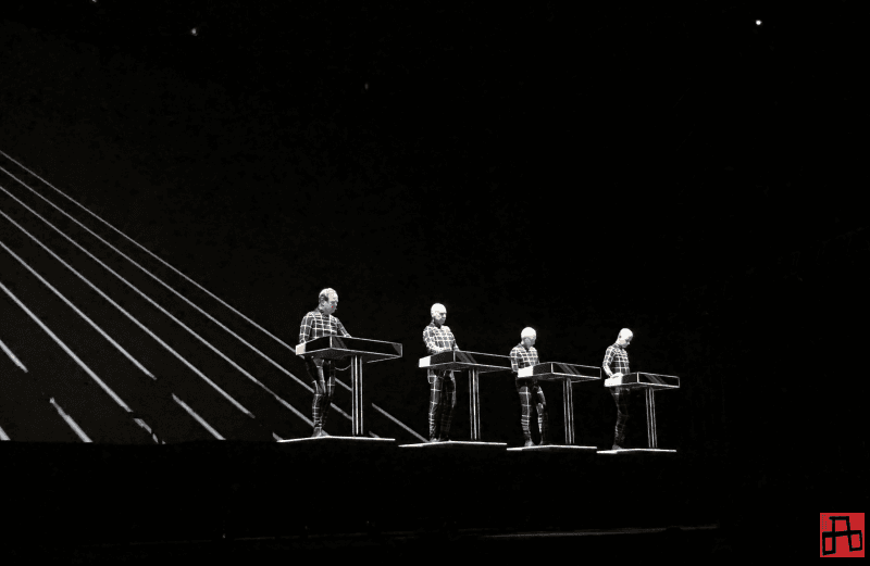 Kraftwerk stižu u pulsku Arenu: Pioniri elektroničke glazbe donose spektakularnu multimedijalnu turneju