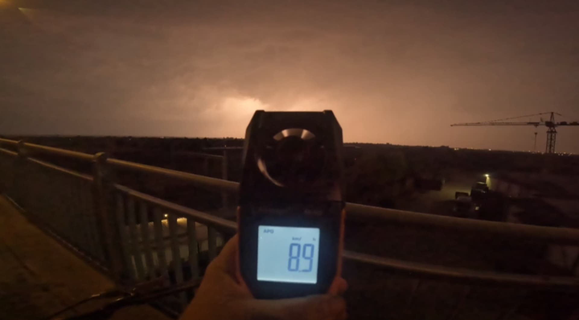 VIDEO Oluja nad Velikom Goricom snimljena kamerom najmlađeg lovca na oluje u Hrvatskoj