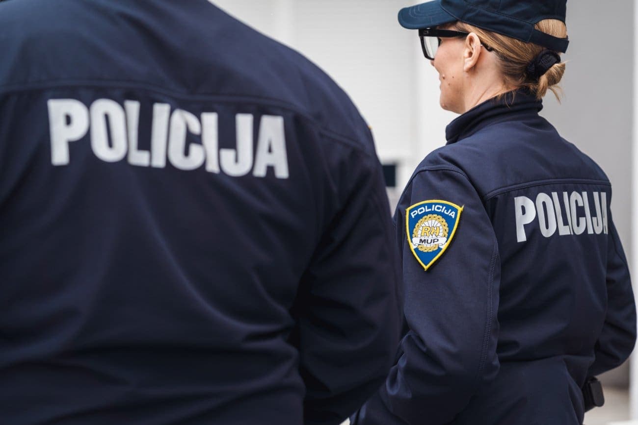 Drama kraj naše granice: Uhitili više od 100 ljudi, sve ih prevozio Srbin