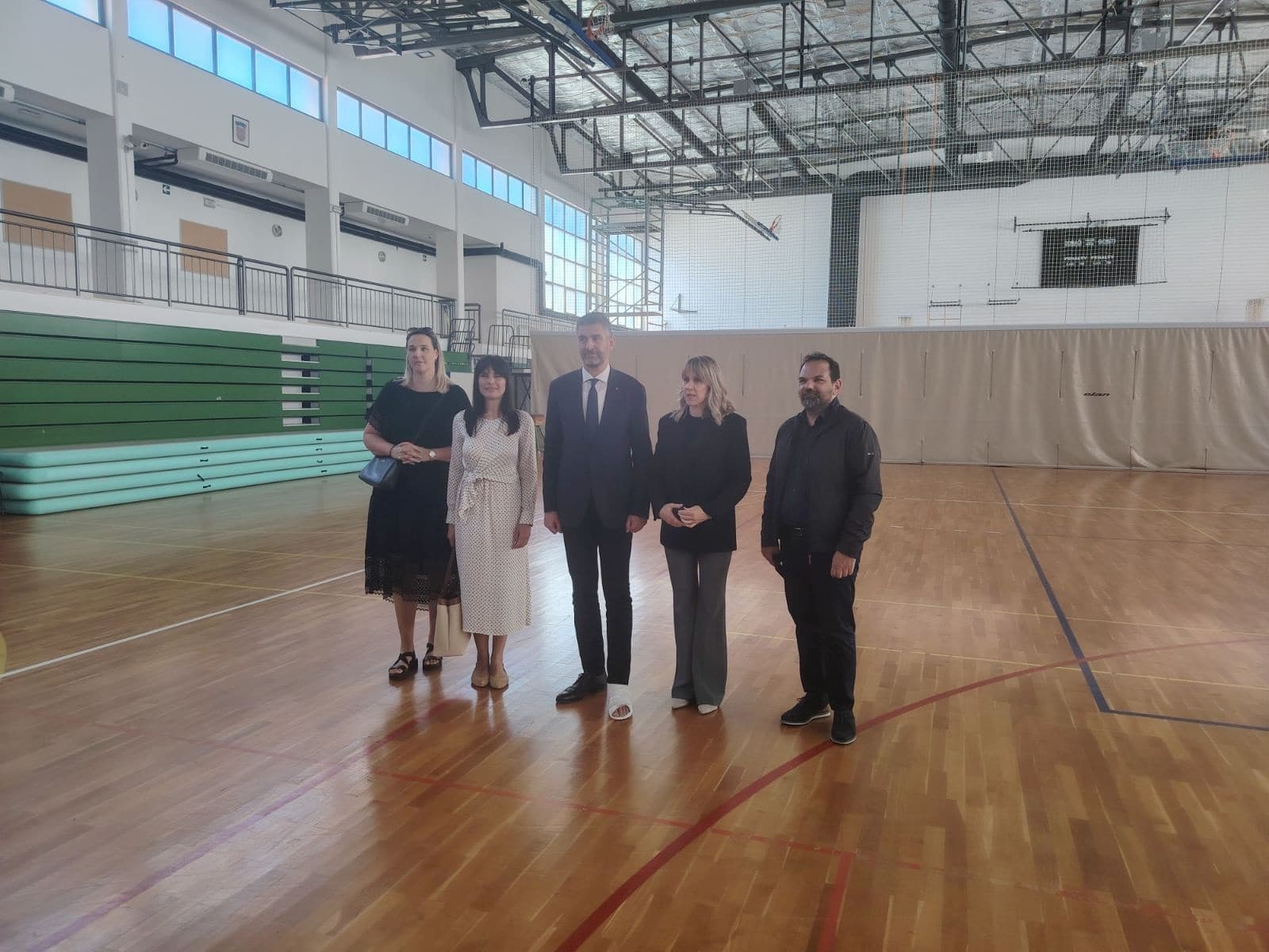 FOTO Završena energetska obnova OŠ Mokošica: Franković s gipsom na nozi došao u obilazak