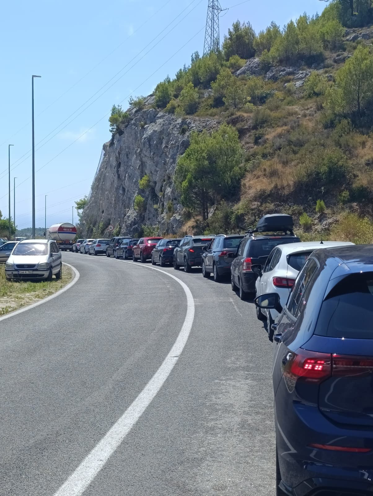 FOTO Gužva na ulazu u Hrvatsku, kolona na GP Brgat