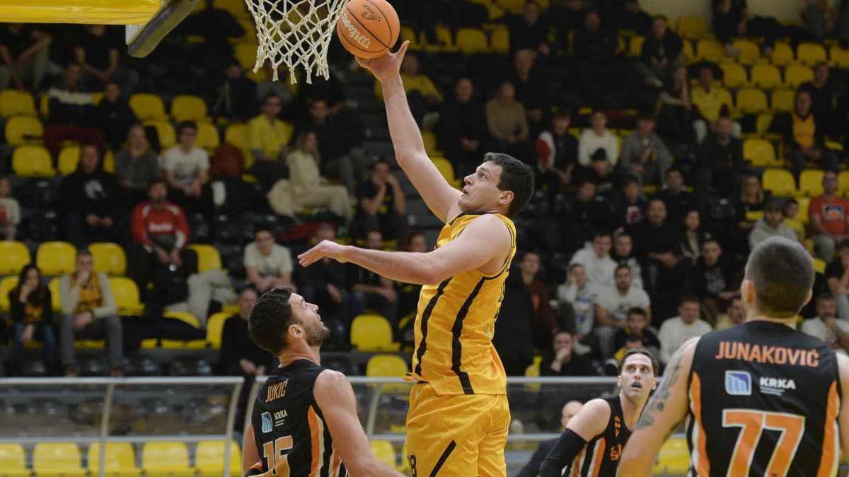 KK Split sa 53 razlike porazio Šibenku i poslao je u niži rang