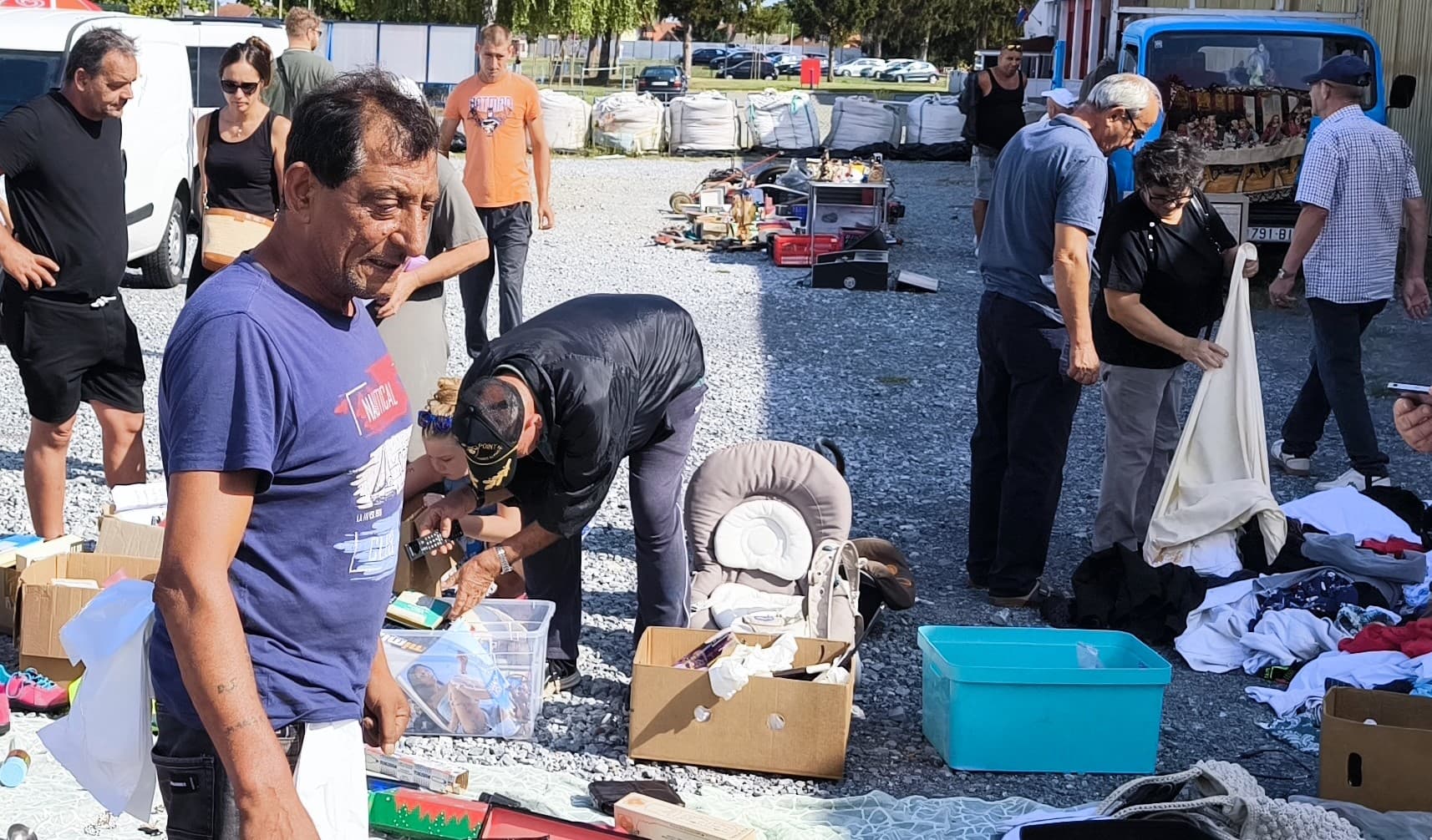 „U stečaju sam!“ – rasprodaja po 50 centi izazvala pravu pomamu